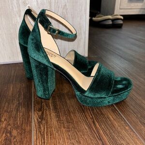 Velvet Green Heels Women Size 8 Crown and Ivy
